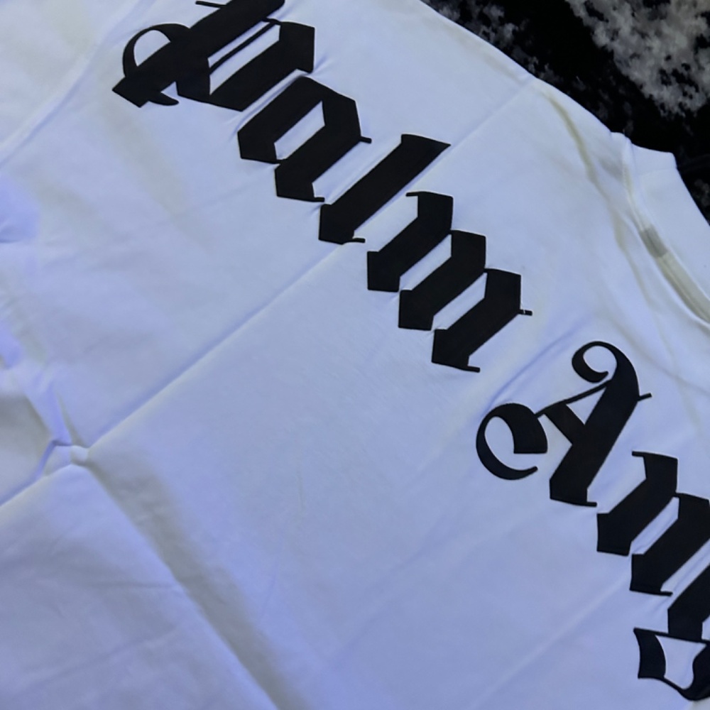 PALM ANGELS OVERSIZED BACK PRINT LOGO TSHIRT AUTHENTIC ALL SIZES ARE AVAILABLE - Picture 3 of 9